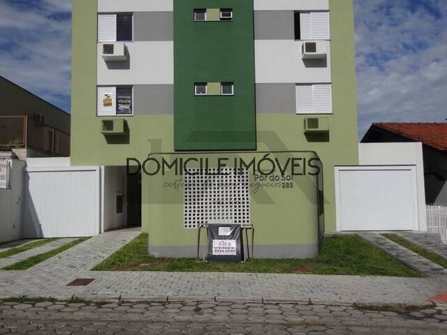 Apartamento para Venda em Criciúma - 2
