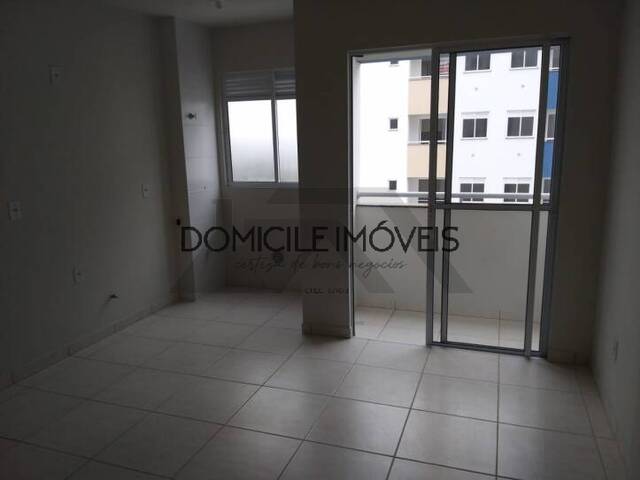 Apartamento para Locação em Criciúma - 3