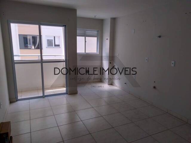Apartamento para Locação em Criciúma - 2