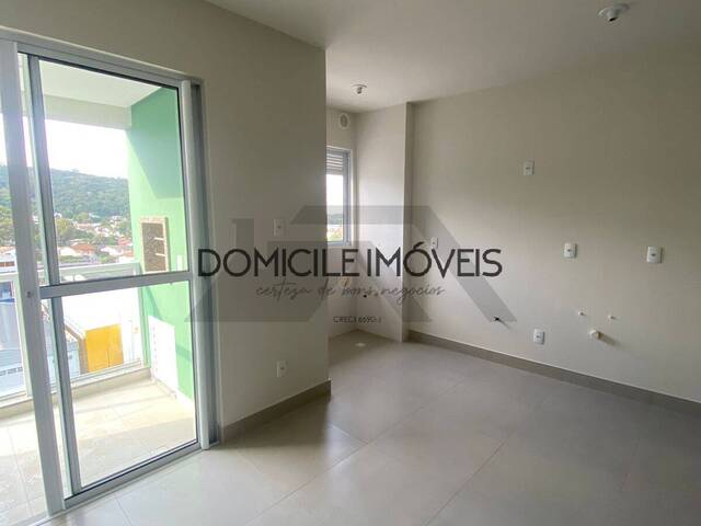 #1204 - Apartamento para Venda em Criciúma - SC - 3