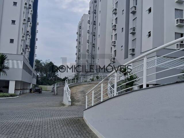 #1250 - Apartamento para Venda em Criciúma - SC - 2