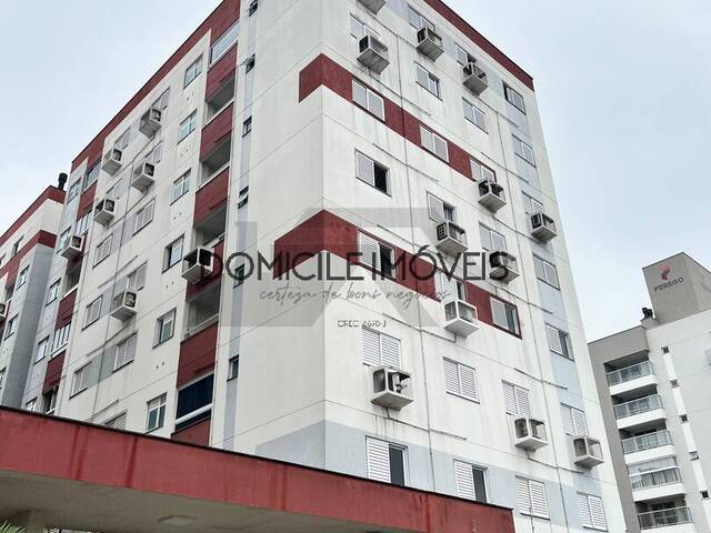 Apartamento para Locação em Criciúma - 2