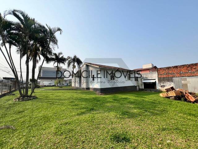 #1296 - Casa para Venda em Criciúma - SC - 2