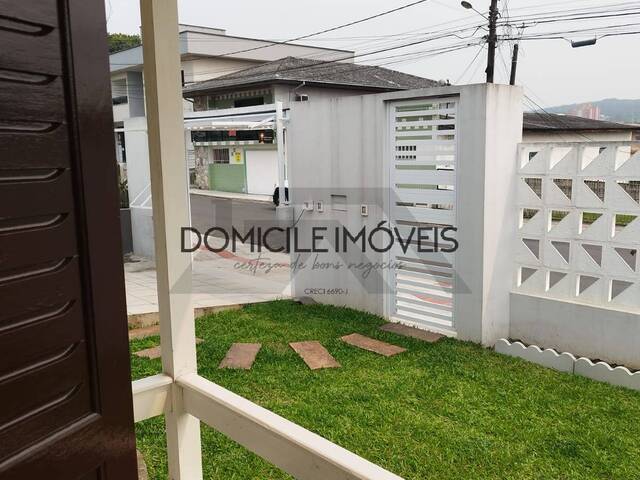 #1302 - Casa para Venda em Criciúma - SC - 2