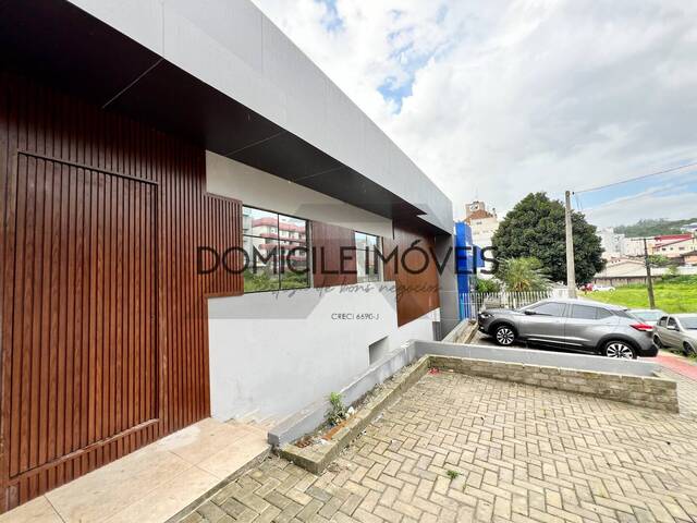 #1333 - Casa para Locação em Criciúma - SC - 3