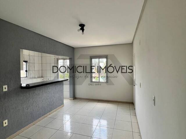 #1346 - Apartamento para Locação em Criciúma - SC - 2