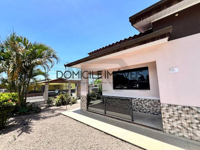 #1352 - Casa para Locação em Criciúma - SC - 2