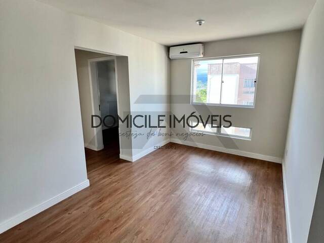 #1390 - Apartamento para Locação em Criciúma - SC - 3