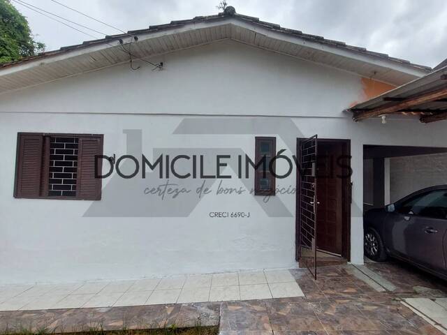 #1391 - Casa para Venda em Criciúma - SC