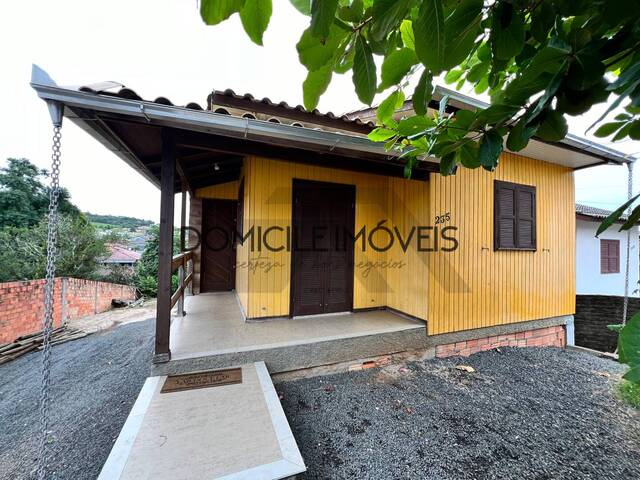 #1444 - Casa para Locação em Criciúma - SC