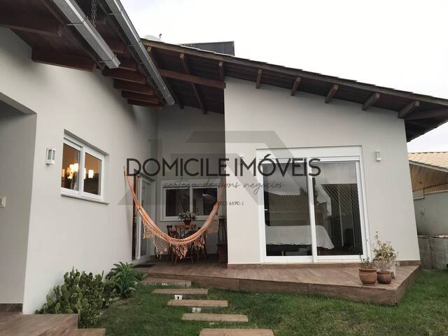 #1463 - Casa para Venda em Criciúma - SC - 2