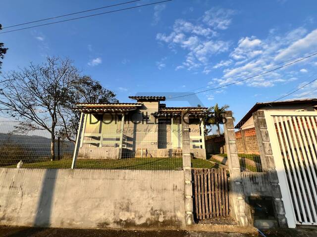 #1472 - Casa para Locação em Criciúma - SC - 2