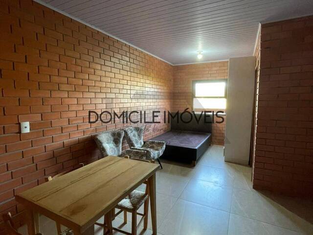 #1498 - Casa para Locação em Criciúma - SC - 3