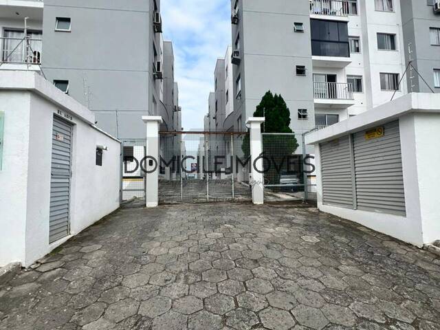 Apartamento para Locação em Criciúma - 2