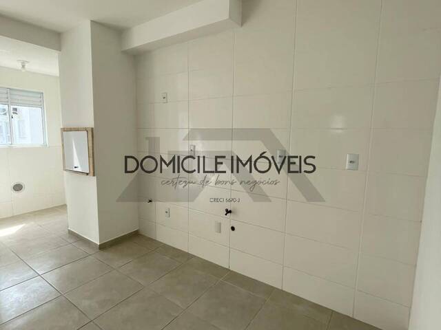 Apartamento para Locação em Criciúma - 5