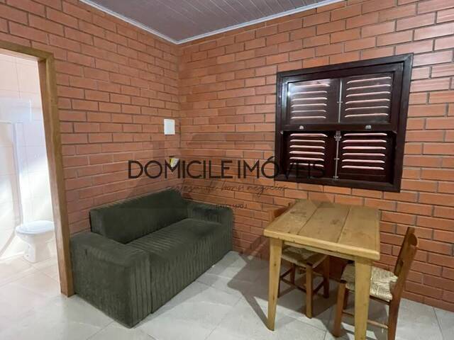 #1597 - Casa para Locação em Criciúma - SC - 1