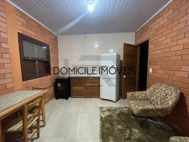 #1598 - Casa para Locação em Criciúma - SC - 2