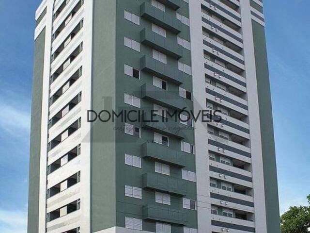 #240 - Apartamento para Venda em Criciúma - SC