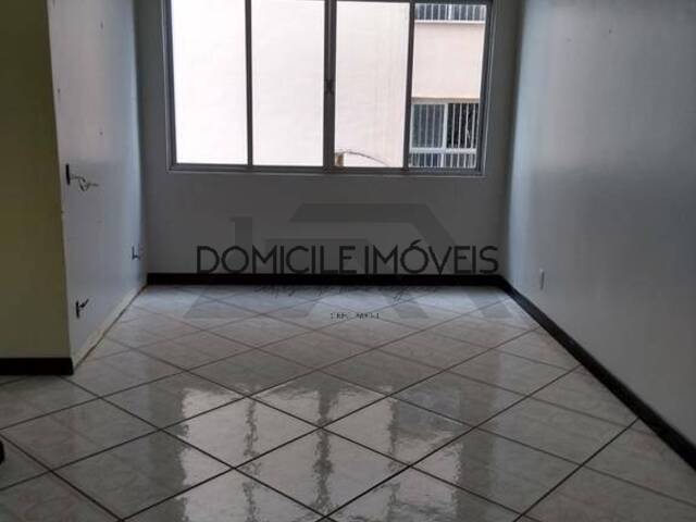 Apartamento para Venda em Criciúma - 3