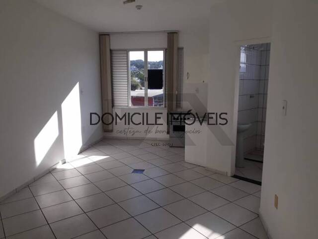 Apartamento para Locação em Criciúma - 4
